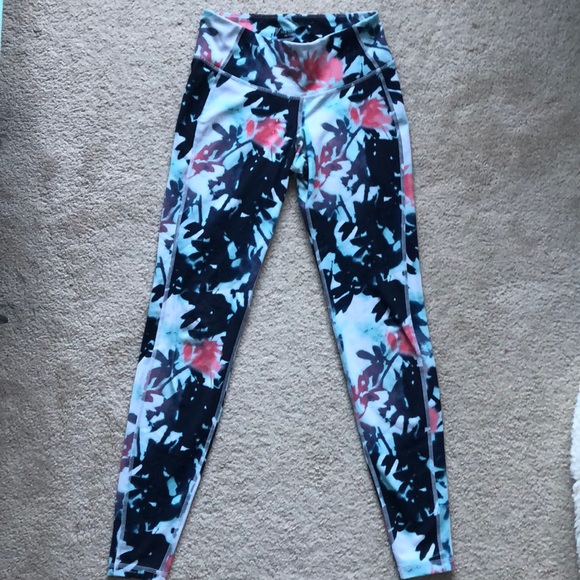 Women’s Workout Leggings - Picture 1 of 3